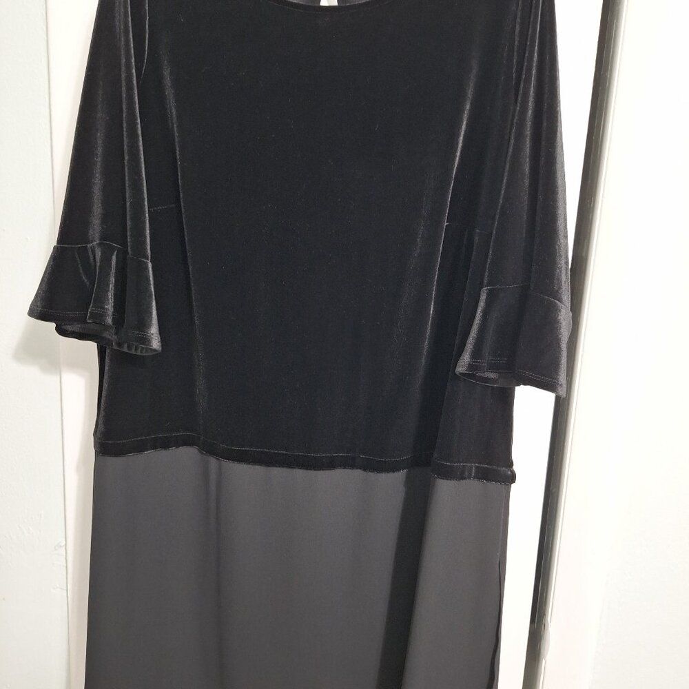 Black Velvet Blouse with Ruffled Sleeves